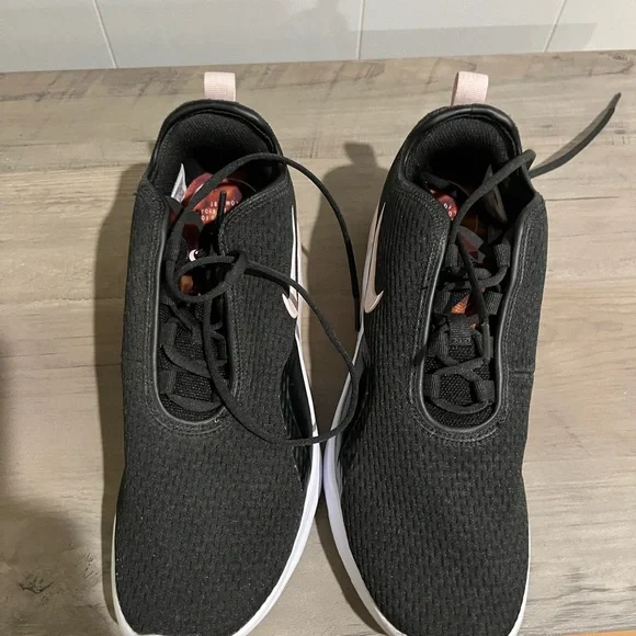 Nike Air black and pink. Size 8.5. - Picture 3 of 5